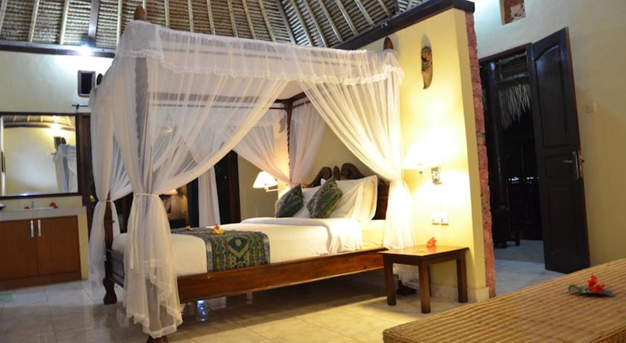 Tamarind Beach Bungalow Lembongan Dış mekan fotoğraf